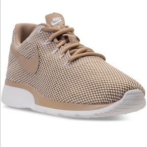 nike tanjun beige nike tanjun beige
